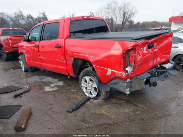 2016 TOYOTA TUNDRA 5TFDY5F10GX500894 Photo 2