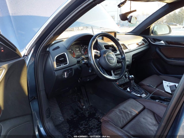 WA1JCCFS6JR005278 Audi Q3 2.0t Premium/2.0t Sport Premium