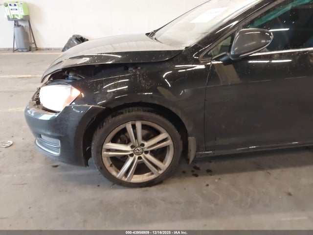 3VWCA7AU1FM513183 Volkswagen Golf Sportwagen Tdi Se 4-door