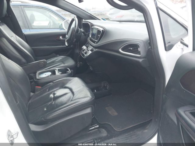 2020 CHRYSLER PACIFICA 2C4RC1BG6LR110933 Photo 4
