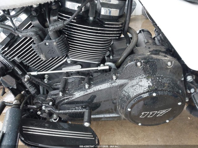 2024 HARLEY-DAVIDSON FLHX 1HD1KB710RB650522 Photo 8