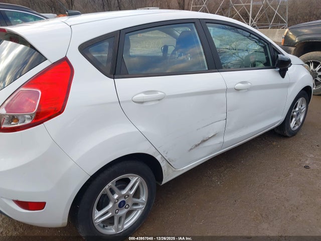 2017 Ford Fiesta Se მანქანა იყიდება აუქციონზე, vin: 3FADP4EJ2HM135680, აუქციონის ნომერი: 43957048