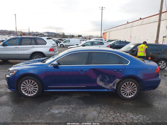 1VWBT7A32HC021411 Volkswagen Passat 1.8t Se
