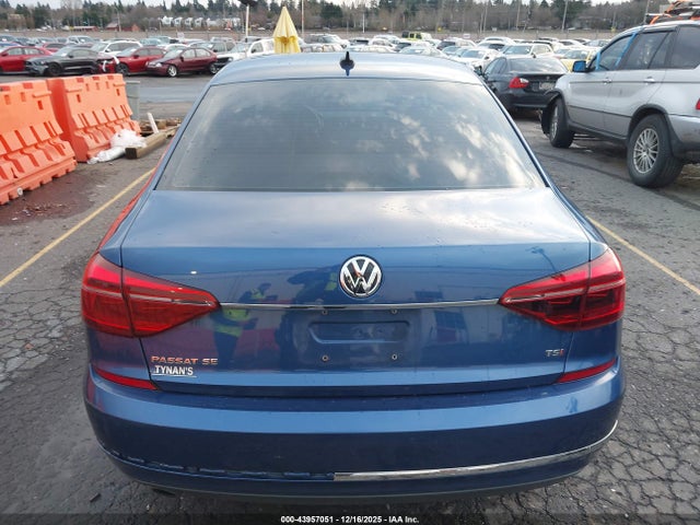 1VWBT7A32HC021411 Volkswagen Passat 1.8t Se