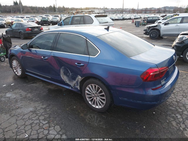 1VWBT7A32HC021411 Volkswagen Passat 1.8t Se