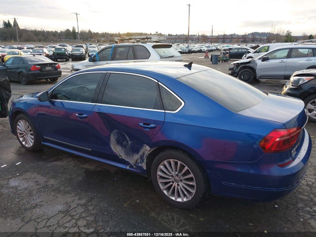 1VWBT7A32HC021411 Volkswagen Passat 1.8t Se