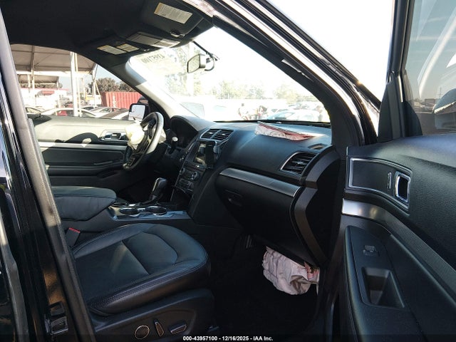 Ford EXPLORER XLT 2018 1FM5K7D83JGC28149 Image 5