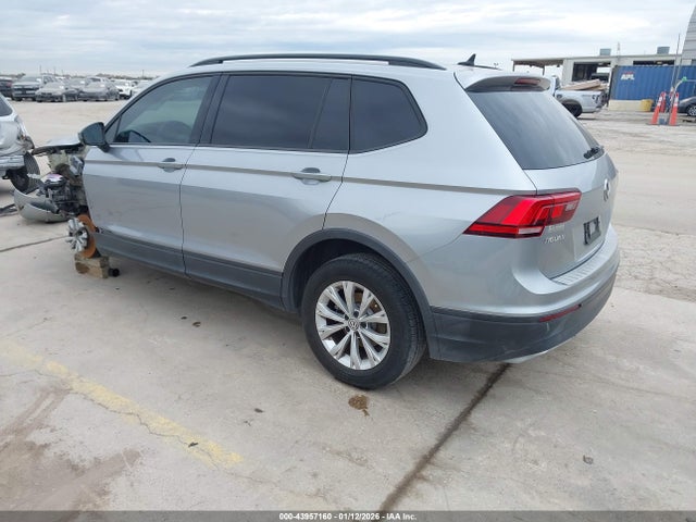 43957160 :رقم المزاد ، 3VV1B7AX8LM165039 vin ، 2020 Volkswagen Tiguan 2.0t S مزاد بيع