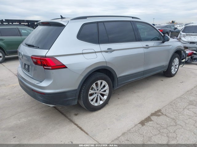 43957160 :رقم المزاد ، 3VV1B7AX8LM165039 vin ، 2020 Volkswagen Tiguan 2.0t S مزاد بيع