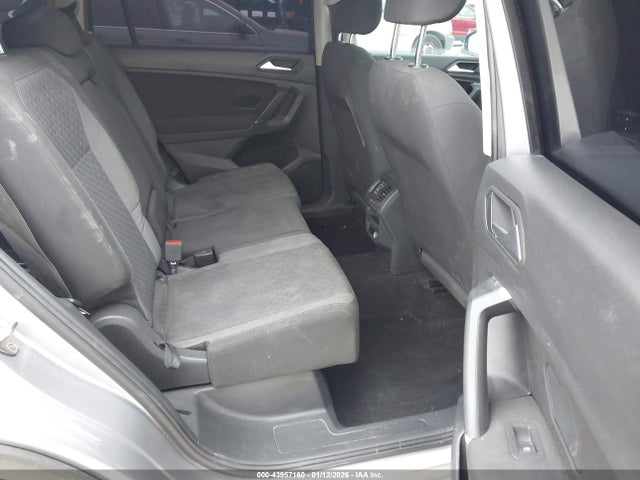 43957160 :رقم المزاد ، 3VV1B7AX8LM165039 vin ، 2020 Volkswagen Tiguan 2.0t S مزاد بيع