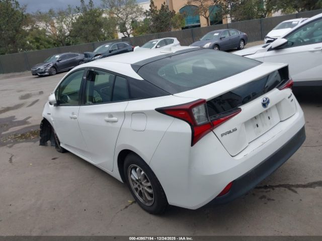 2022 TOYOTA PRIUS JTDKAMFU6N3156783 Photo 2