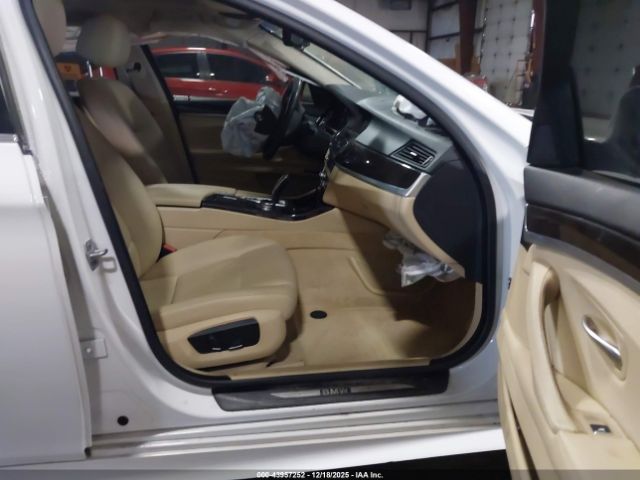 2015 BMW 528I WBA5A7C5XFD621800 Photo 4