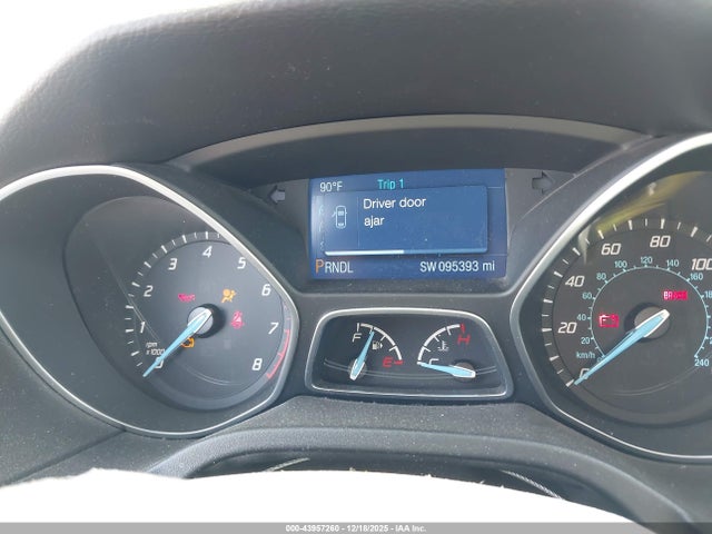 1FADP3K20EL270256 Ford FOCUS SE