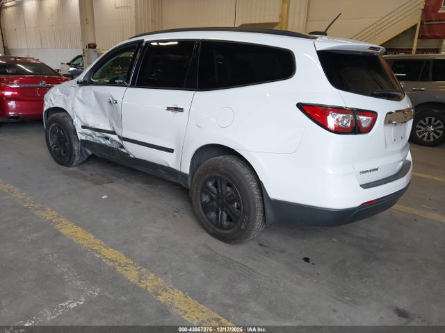 Chevrolet Traverse Ls 2017 1GNKRFEDXHJ244992 Image 3