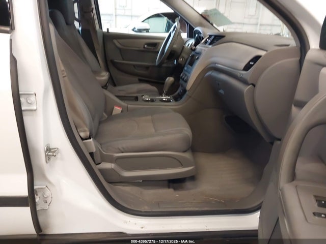 Chevrolet Traverse Ls 2017 1GNKRFEDXHJ244992 Image 5
