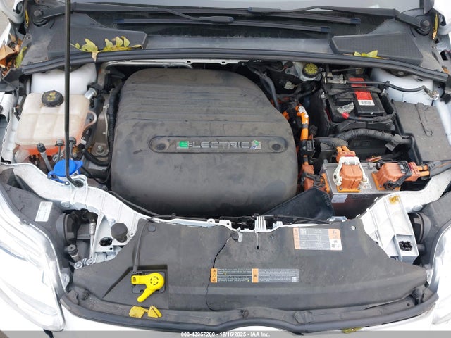 Ford FOCUS ELECTRIC 2018 1FADP3R42JL282961 Image 10