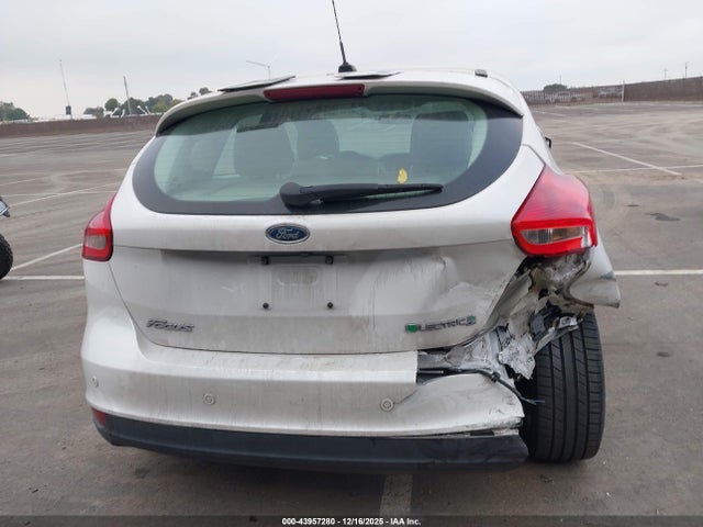 Ford FOCUS ELECTRIC 2018 1FADP3R42JL282961 Image 16