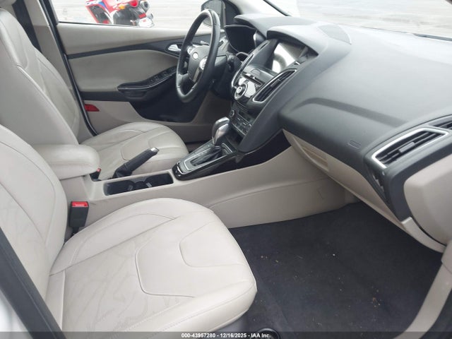 Ford FOCUS ELECTRIC 2018 1FADP3R42JL282961 Image 5