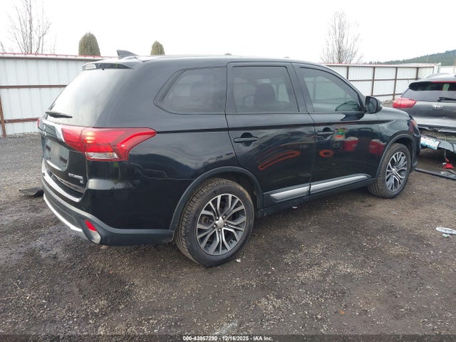2018 MITSUBISHI OUTLANDER JA4AZ3A33JZ007231 Photo 3