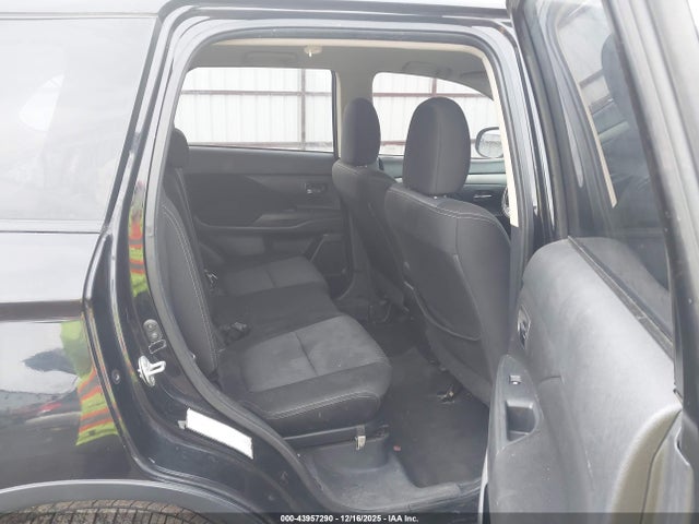 2018 MITSUBISHI OUTLANDER JA4AZ3A33JZ007231 Photo 7