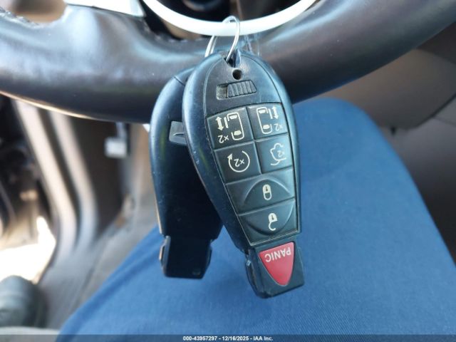 2016 CHRYSLER TOWN & COUNTRY 2C4RC1BG6GR174704 Photo 10