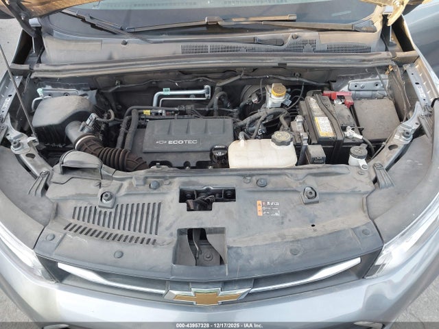 3GNCJKSB9LL144228 Chevrolet Trax Fwd Ls