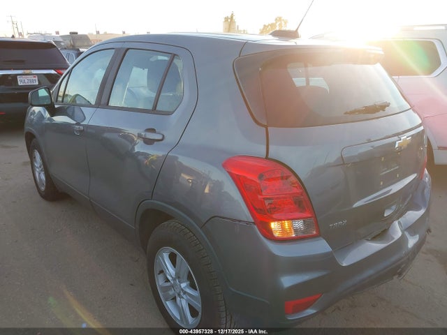 3GNCJKSB9LL144228 Chevrolet Trax Fwd Ls