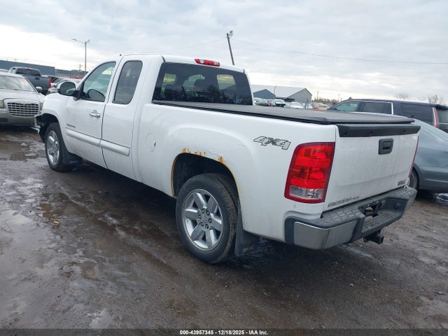 2013 GMC SIERRA 1500 1GTR2VE76DZ374618 Photo 2