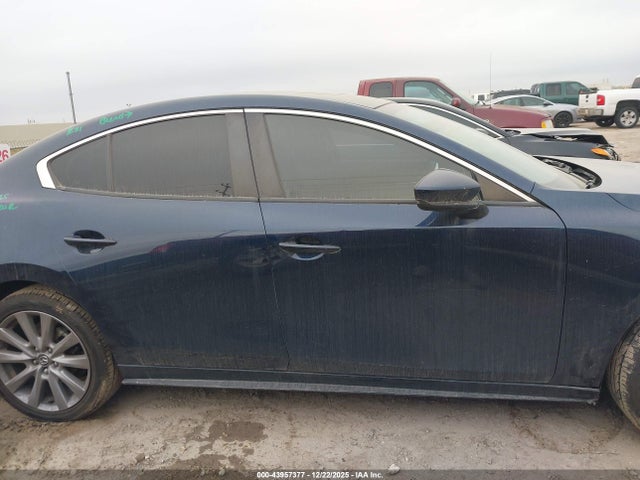 Mazda Mazda3 Preferred 2021 3MZBPACL6MM253002 Image 13