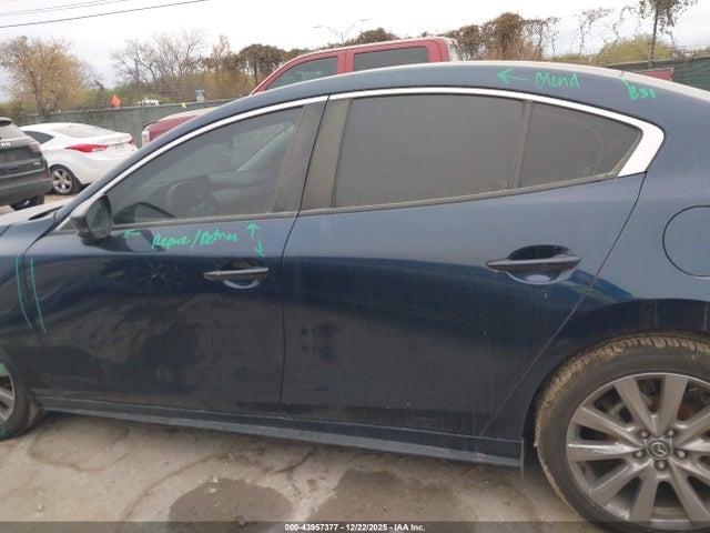Mazda Mazda3 Preferred 2021 3MZBPACL6MM253002 Image 14
