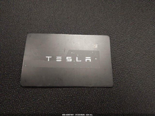 2021 TESLA MODEL Y 5YJYGDEE6MF260338 Photo 10