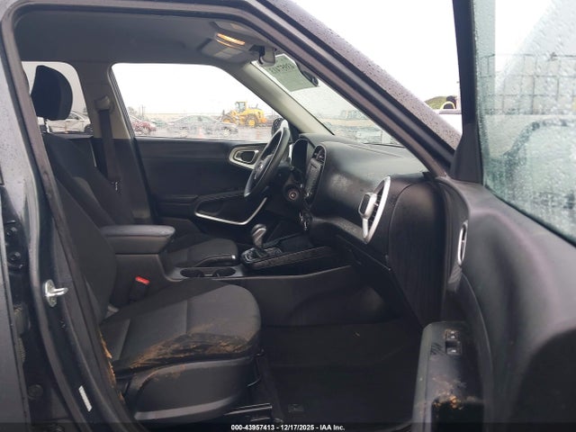 KNDJ23AU4L7108070 KIA SOUL LX
