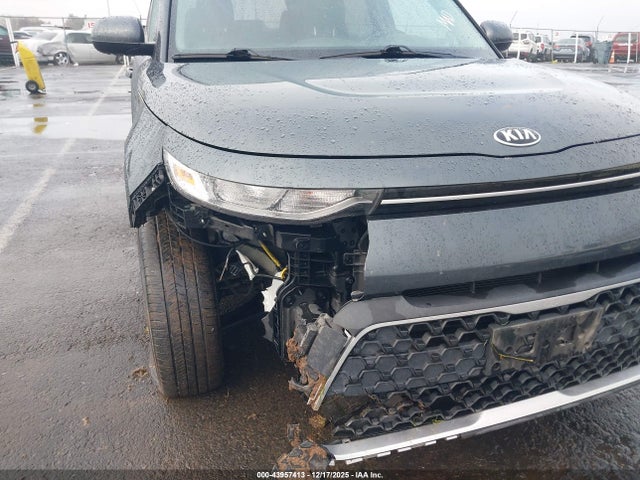 KNDJ23AU4L7108070 KIA SOUL LX