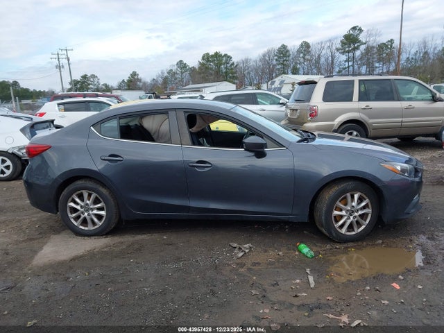 JM1BM1U79G1327091 Mazda Mazda3 I Sport