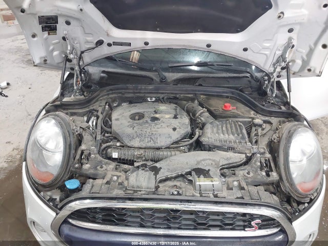 2015 MINI HARDTOP WMWXU3C51F2B57402 Photo 9