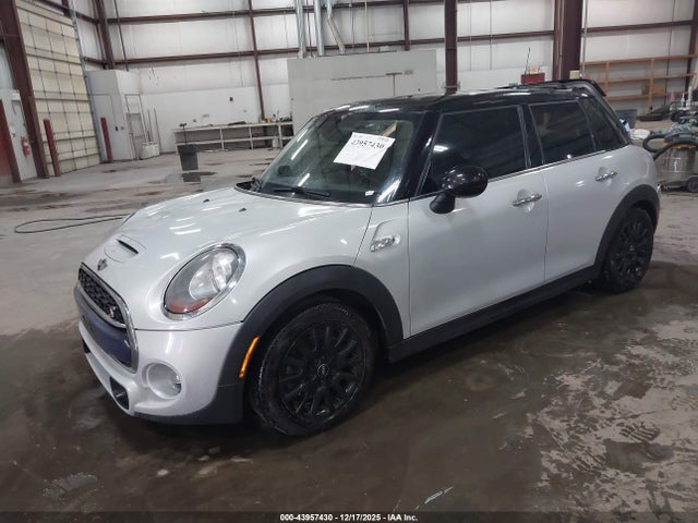 2015 MINI HARDTOP WMWXU3C51F2B57402 Photo 1