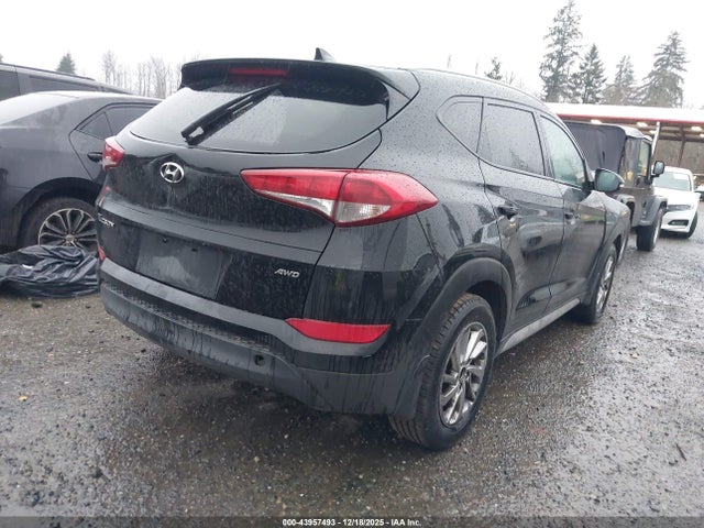 KM8J3CA4XHU524710 Hyundai Tucson Se Plus