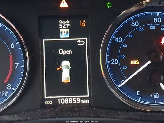 Toyota COROLLA SE 2017 5YFBURHE8HP604835 Image 15
