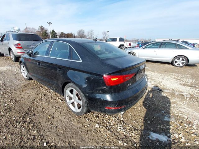 2015 AUDI A3 WAUBFGFF1F1089363 Photo 2
