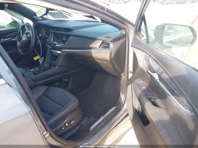 2022 CADILLAC XT5 1GYKNCR43NZ145788 Photo 4