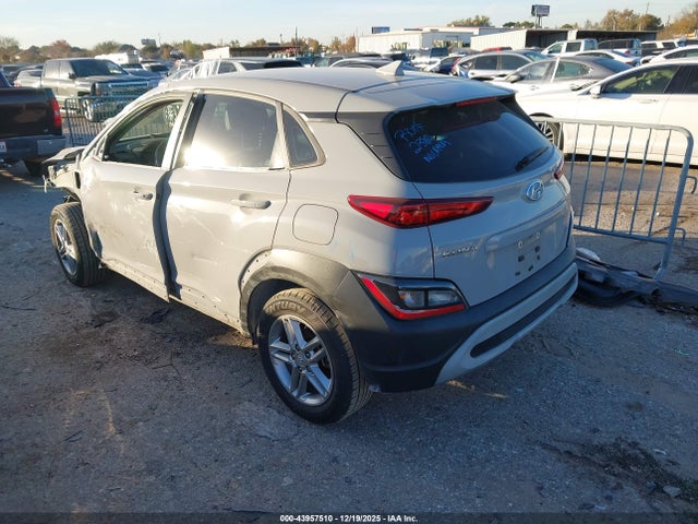 2022 HYUNDAI KONA KM8K22AB4NU802867 Photo 2