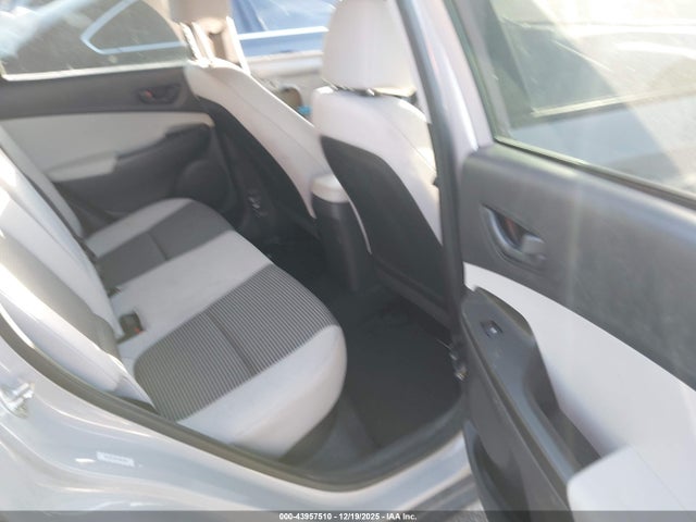 2022 HYUNDAI KONA KM8K22AB4NU802867 Photo 7