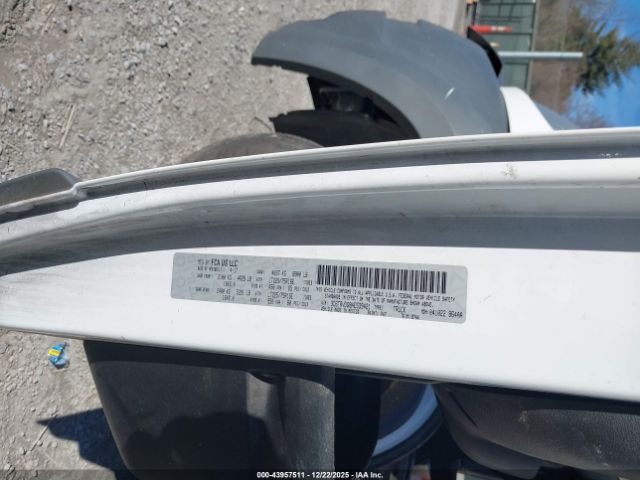 2017 RAM PROMASTER 2500 3C6TRVDG8HE539421 Photo 8