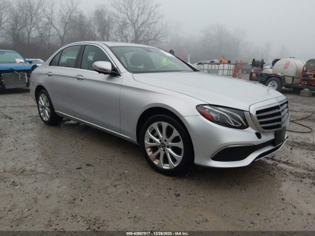 2019 MERCEDES-BENZ E 300 WDDZF4KB4KA548453