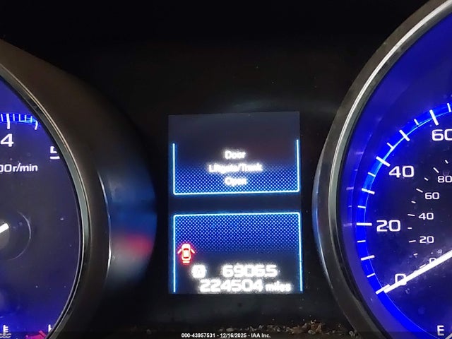 Subaru Outback 2.5i Premium 2015 4S4BSACC2F3207698 Image 15