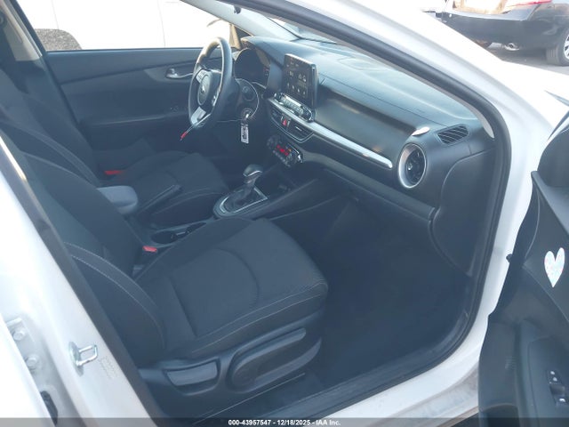 KIA Forte Lxs 2019 3KPF24AD8KE096404 Image 5