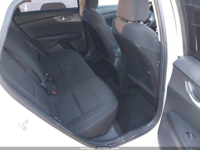 KIA Forte Lxs 2019 3KPF24AD8KE096404 Image 8