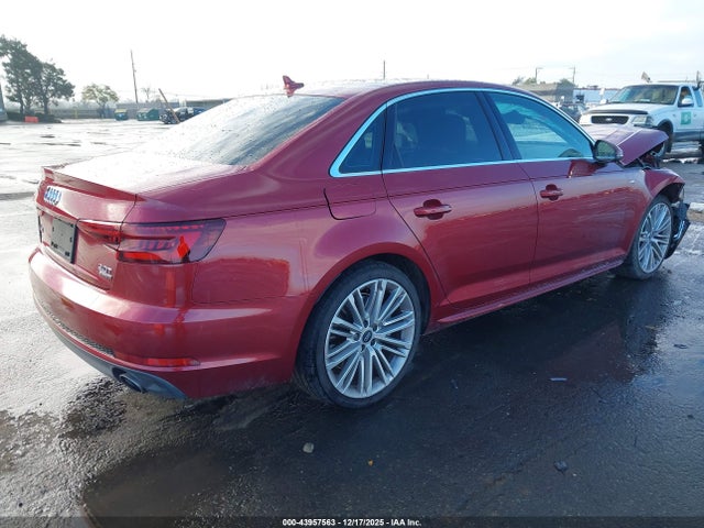 2018 AUDI A4 WAUENAF45JN017739 Photo 3