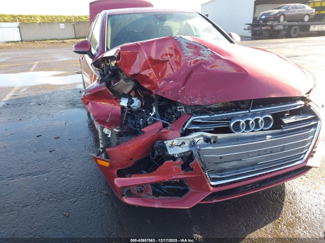 2018 AUDI A4 WAUENAF45JN017739 Photo 5