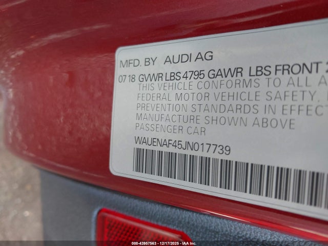 2018 AUDI A4 WAUENAF45JN017739 Photo 8